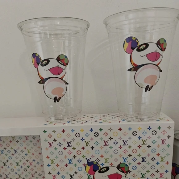 Louis Vuitton x Takashi Murakami. 2 WATER CANS,1 NAPKIN,1 CAKEBOX 7" 2 Cup - Picture 3 of 9